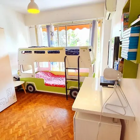 4p 100m², Centre-ville, Calme , Mer , Parking , Wifi *